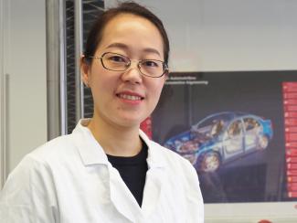 Dr. Yajie Dai im Labor.