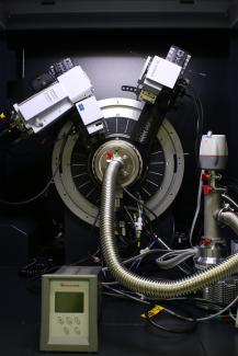 Bild eines Röntgendiffraktometers Bruker D8