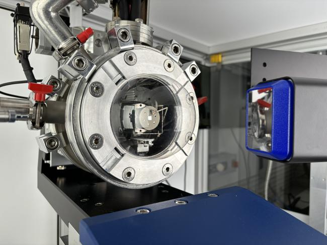 In-Situ Probenkammer montiert im STADIVARI Diffraktometer
