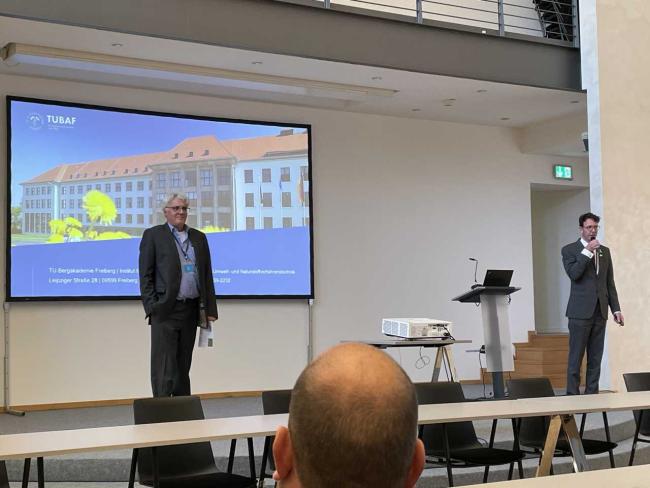 Speaker Dr. Fehse on the conference "Kokereifachtagung 2025"