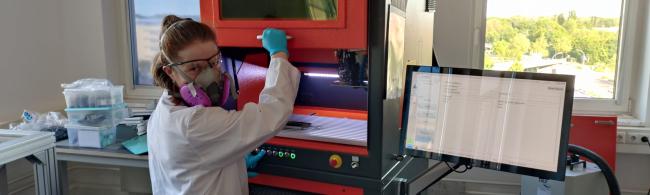 Promovierende des Graduiertenkollegs GRK 2802 während Ihres Industriepraktikums bei der Fa. SECOPTA analytics