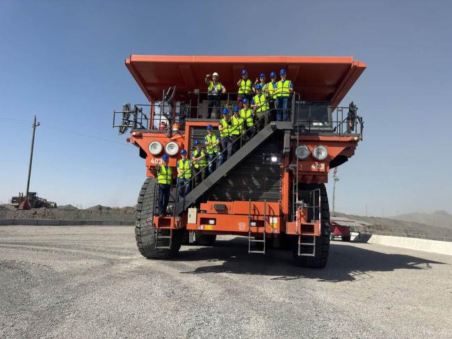  Name Besuch Navoi Bergbau- und Metallurgie-Kombinat