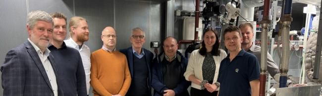 BioRED-Verbundforschungsgruppe im Gasmotorprüfstand der HS Ansbach