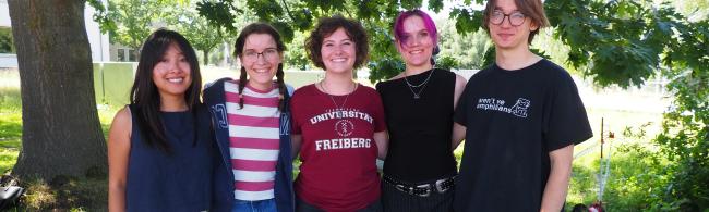 Gruppenbild der RISE-Praktikanten auf dem Campus 