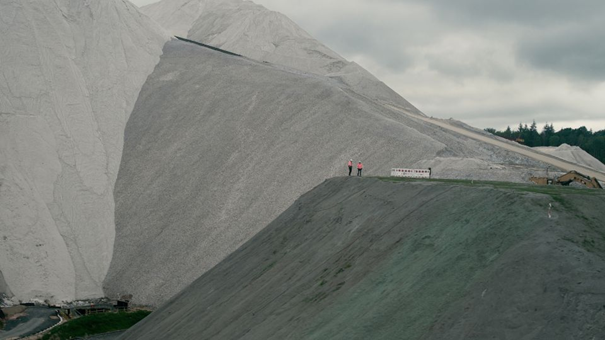 Blick auf einen Abdeckversuch auf der Halde Hattorf, Werk Werra