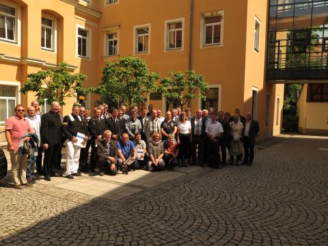 Alumni zur Übergabe der Silbernen Diplome TUBAF