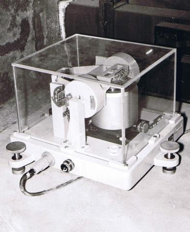 Kurzperiodisches Seismometer der Bauart VSJ-II