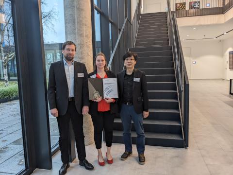 Preisträgerin VDMA Nachwuchspreis mit Betreuer