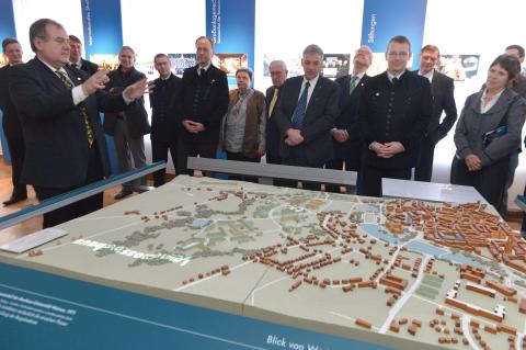 Führung durch das Historicum zur Ausstellungseröffnung