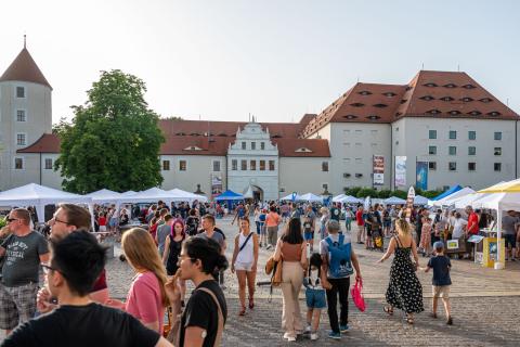 Überblick über den Schlossplatz zur NdWW 2022