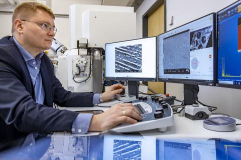 Analyse der Mikrostruktur am Computer