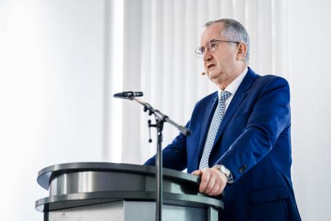 Begrüßung durch Staatsminister Thomas Schmidt