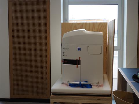 Ausgepackt: der Axioscan 7