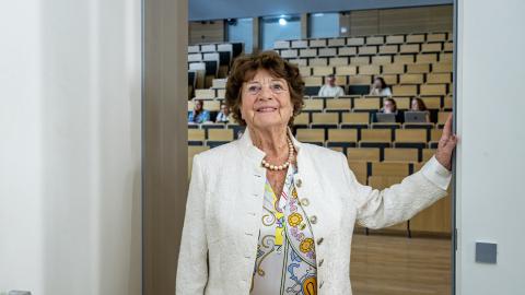 Einweihung des Krüger-Hörsaals