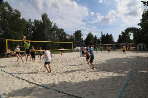 VT_Volleyball2023_02