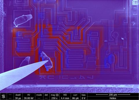 FIB: Electron Beam induced current in Teststruktur