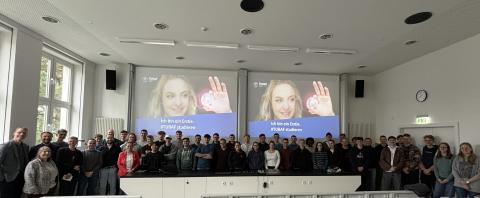 Alle Erstis der Fakultät 4