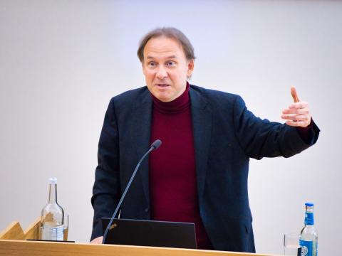 Prof. Frank Bayreuther