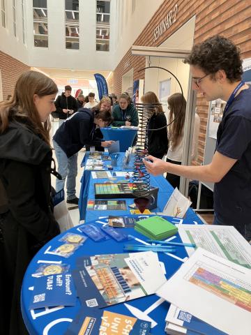 Schüler beim Campustag 2025