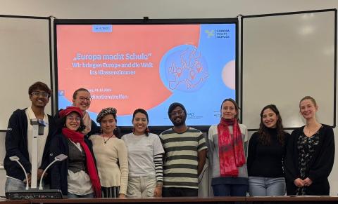 Das Europa macht Schule Projektteam und internationale Studierende