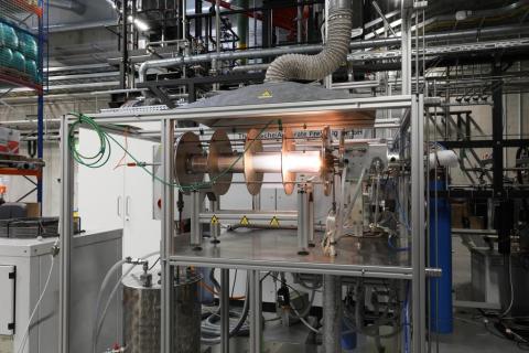 Plasma-Quarzglas-Reaktor