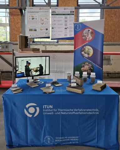 Bild Ausstellungsstand ITUN am Baustellentag Lautech