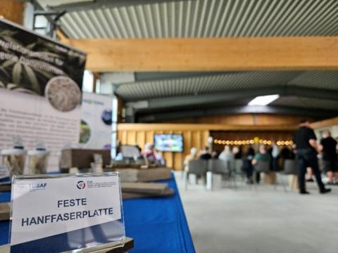 Ausstellungsstand ITUN am Baustellentag Lautech