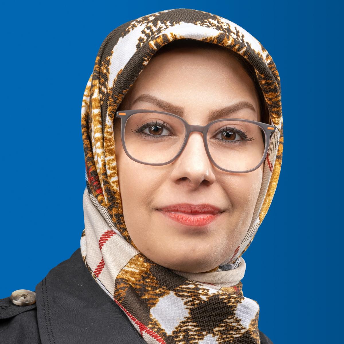 Porträtfoto einer Promovierenden des Graduiertenkollegs GRK 2802 (Promotionsprojekt P8)