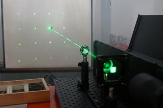 Bild eines Beugungsexperimentes mittels Laserstrahlung