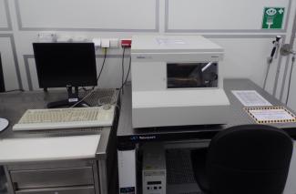 Profilometer in the clean room laboratory