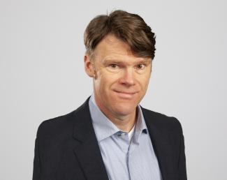 Porträt Prof. Sven Kureti