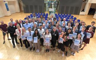Deutschlandstipendium ermöglicht Unterstützung für 47 Studierende, Verleihung im Juni 2024.