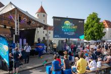 Vorführungen auf der Bühne der Nacht der Wissenschaft