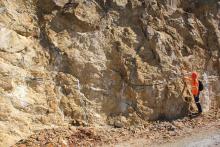 Alterierte Stockwerk-Zone im Tagebau der VMS-Lagerstätte Corta Atalaya / Spanien, („Cu Stockwerk“). (25.09.2019)