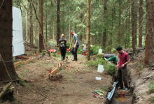 Team der TU Bergakademie Freiberg bei den Untersuchungen an der Talsperre Sosa.