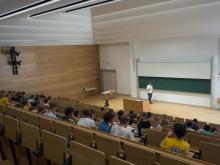 Gruppe der Teilnehmenden der Europäischen Matheolympiade an der TUBAF.