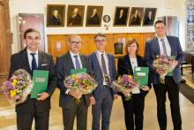 Professorin Olena Volkova (zweite von rechts) mit den weiteren neuen Mitgliedern der technikwissenschaftlichen Klasse.