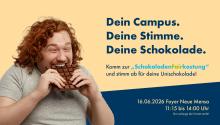 Mann beißt in Schokolade
